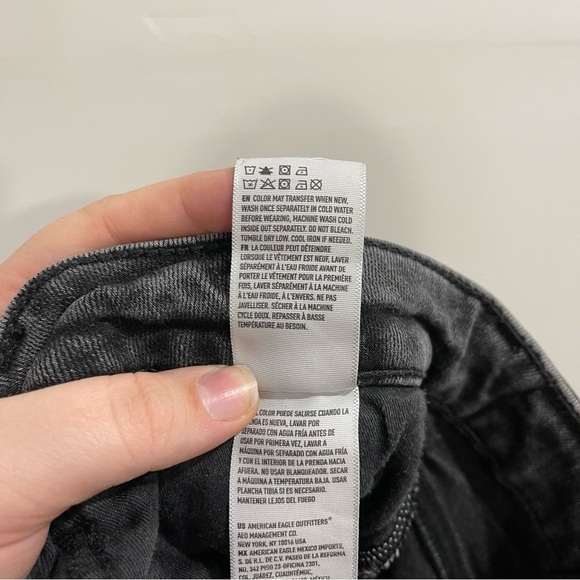 American Eagle Distressed Denim Shorts Washed Black Size 32 - Picture 9 of 9